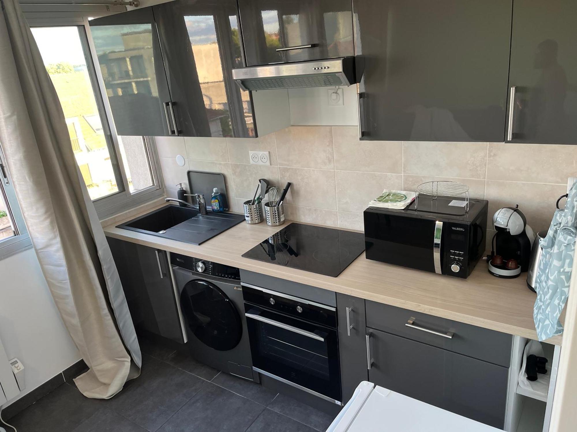 Ideal Proximite Des Transports Et Centre