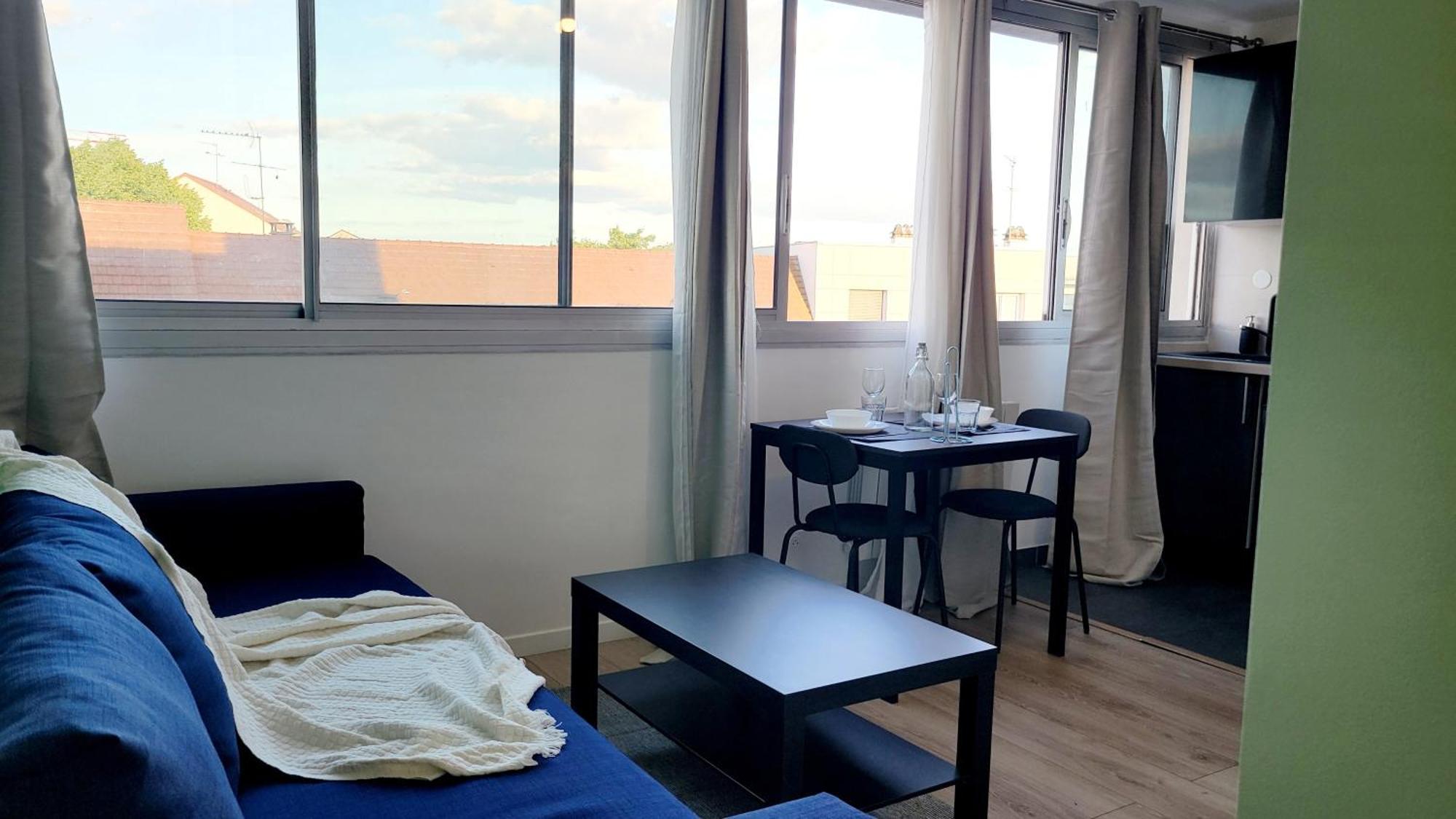 Ideal Proximite Des Transports Et Centre Apartment *